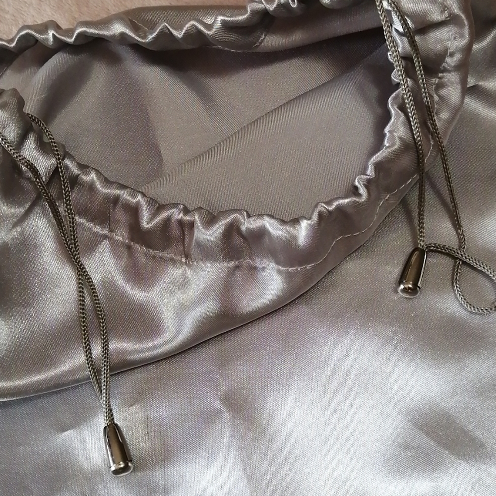 Giuseppe Zanotti Satin Drawstring Dustbag - Picture 3 of 10